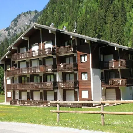 A Chatel, 6 Pers, Mezzanine, Balcon, 100m Navette, Parking, Animaux Acceptes - Fr-1-198-250 Apartment